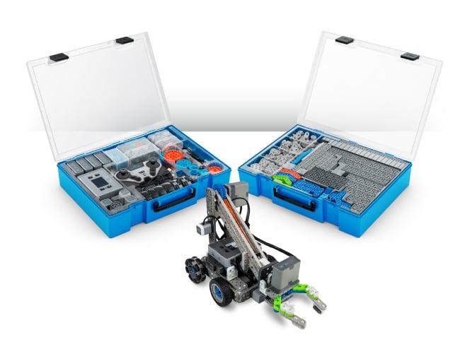 Estudiantes y sistema VEX IQ en contexto educativo